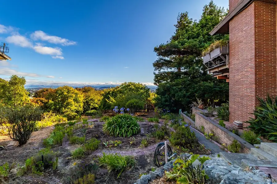 6048 Monterey Avenue, Richmond, CA 94805 - Image #2