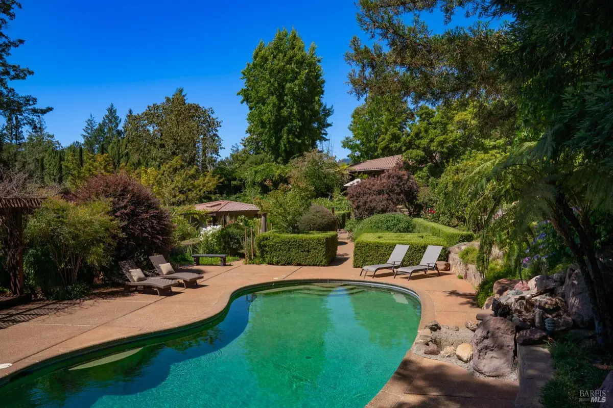 1633 Dry Creek Road, Healdsburg, CA 95448 - Image #1