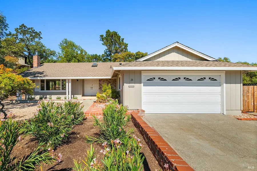 35 Salvador Way, San Rafael, CA 94903 - Image #2