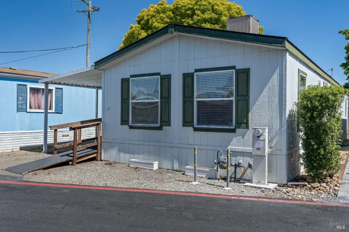 717 N Mcdowell Boulevard #111, Petaluma, CA 94954 - Image #1