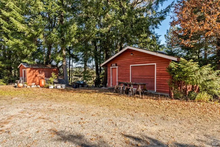 24465 Sherwood Road, Willits, CA 95490 - Image #3