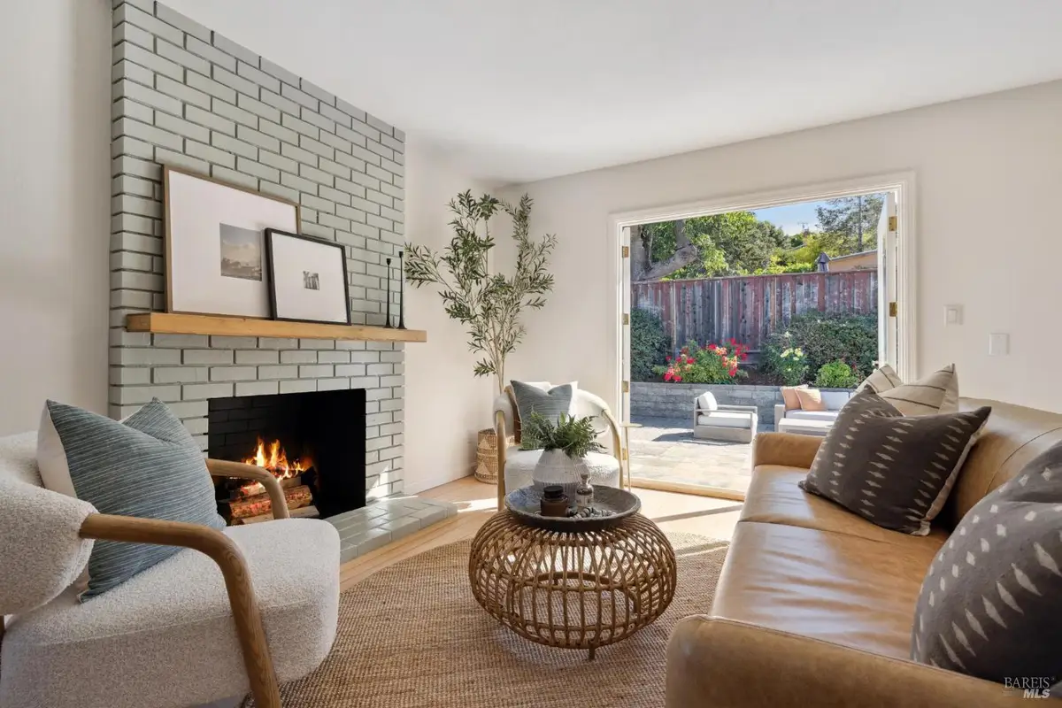 83 Cottonwood Drive, San Rafael, CA 94901 - #1