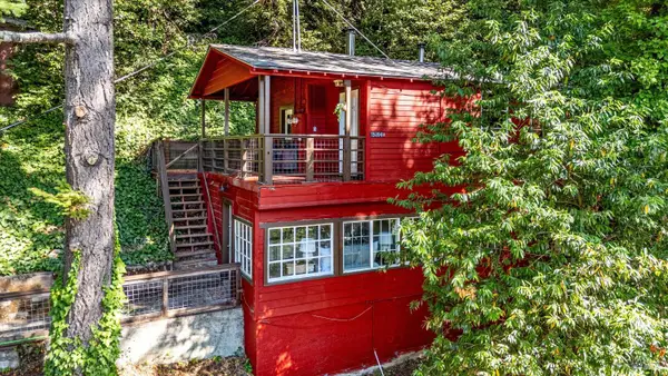 15704 Old River Road, Guerneville, CA 95446