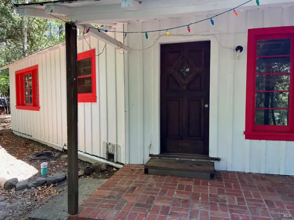 16330 Wright Drive, Guerneville, CA 95446