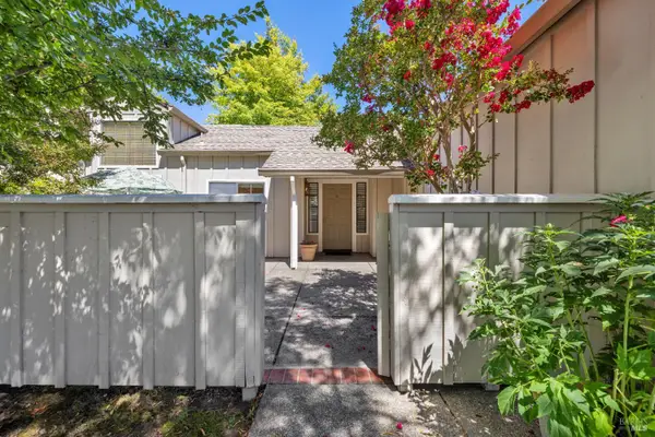 18509 Wellesley Court, Sonoma, CA 95476