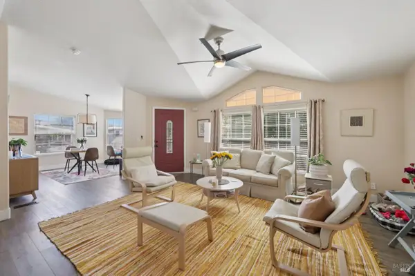 2323 Calico Lane, Santa Rosa, CA 95404