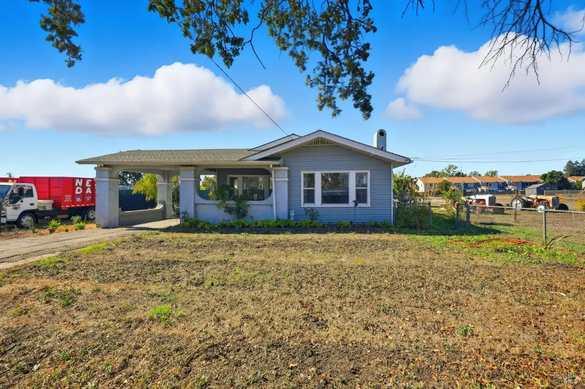 2735 Petaluma Hill Road, Santa Rosa, CA 95404 - Image #1