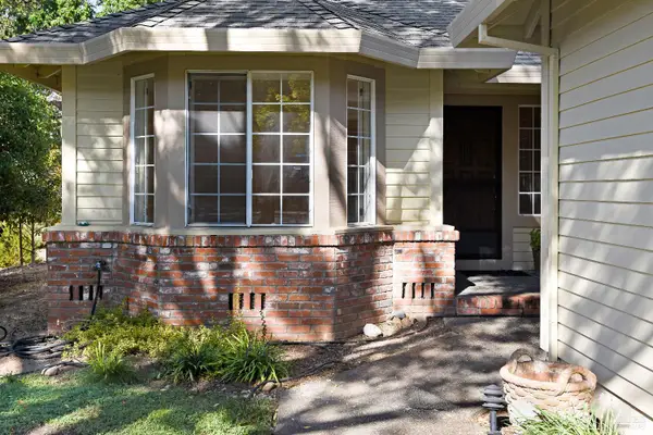 7921 Oakmont Drive, Santa Rosa, CA 95409