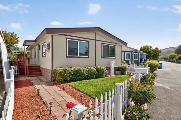 109 Pear Lane #109, Santa Rosa, CA 95407