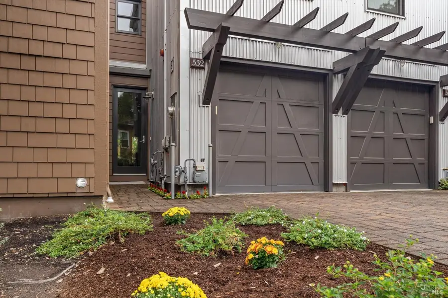 532 Grove Street, Healdsburg, CA 95448 - Image #3