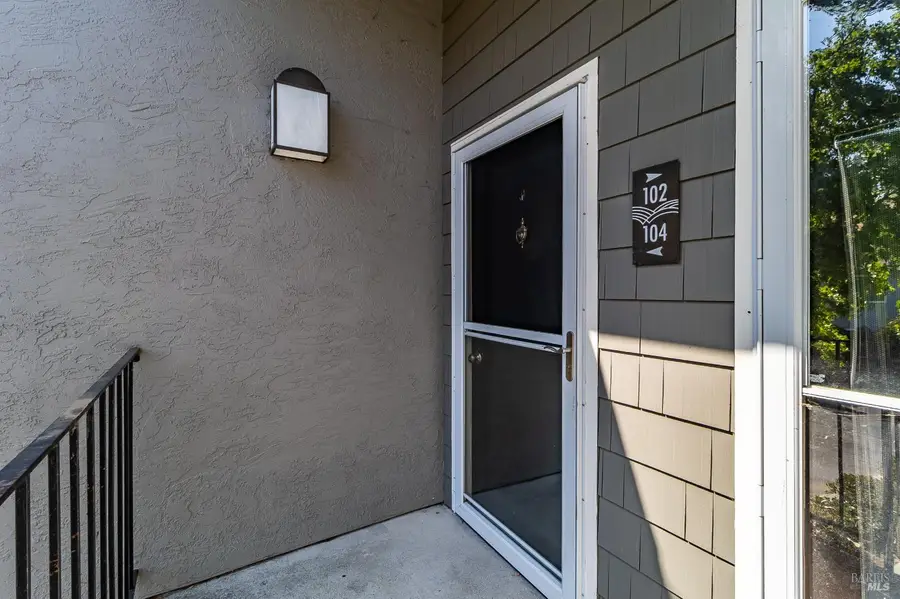 900 Cambridge Drive #104, Benicia, CA 94510 - Image #3