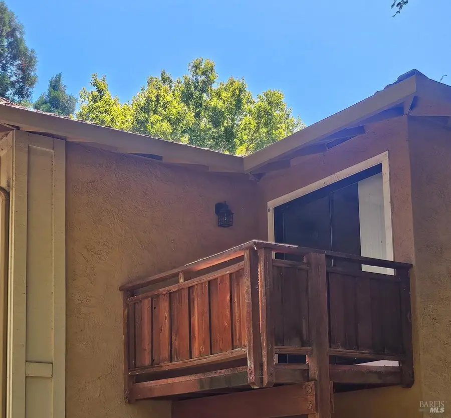 690 Arcadia Drive, Vacaville, CA 95687 - Image #3