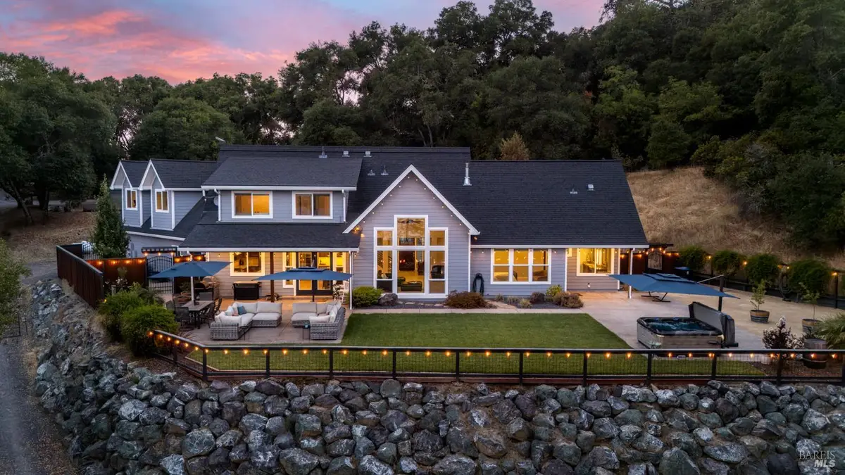 4561 Lake Ridge Road, Ukiah, CA 95482 - Image #1