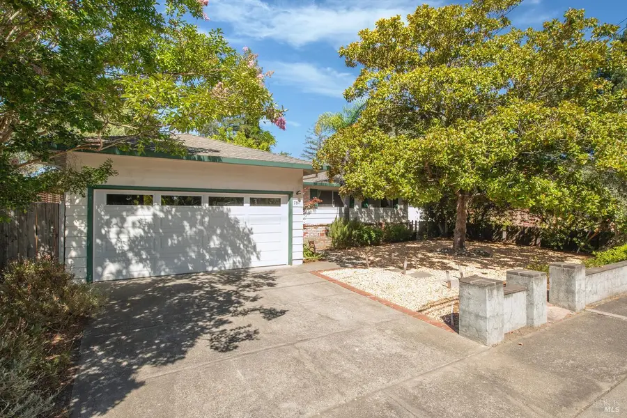 781 5th Street W, Sonoma, CA 95476 - Image #2