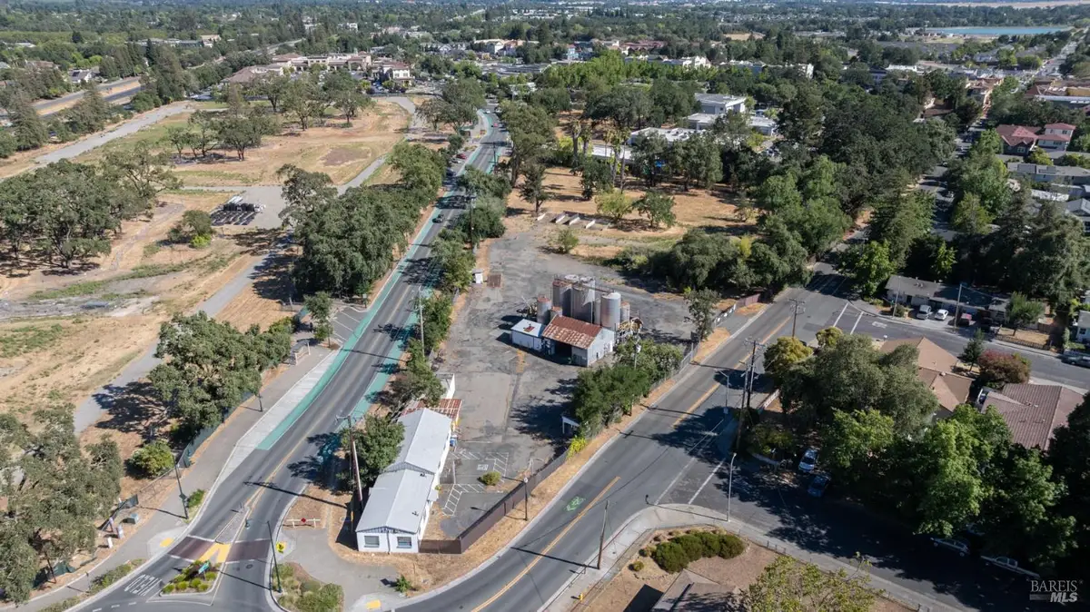 9600 Windsor Road, Windsor, CA 95492 - Image #1