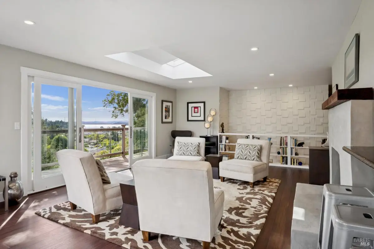 102 Marina Court Drive, San Rafael, CA 94901 - Image #1