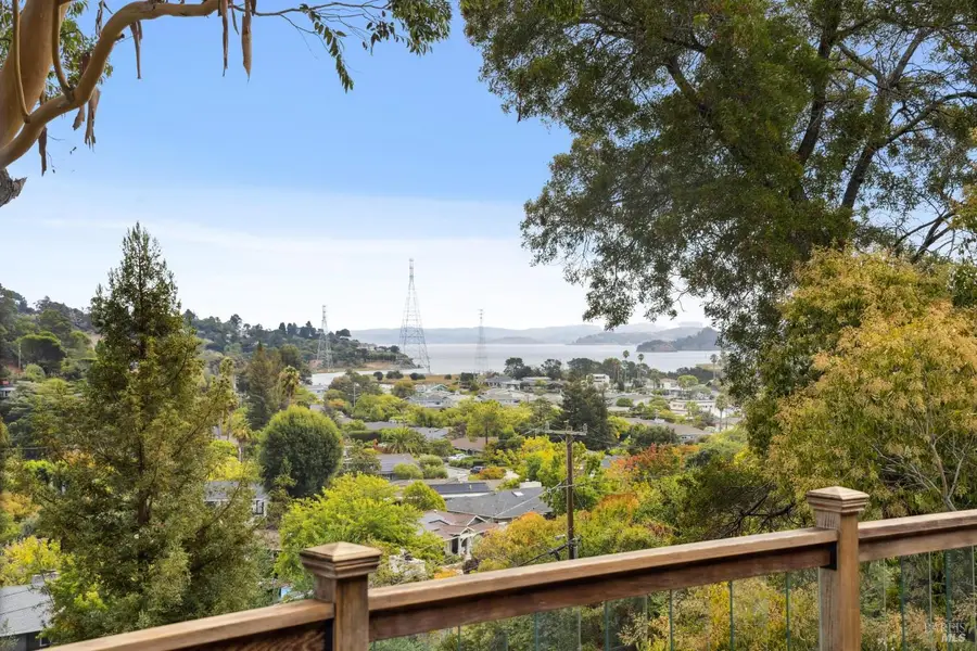 102 Marina Court Drive, San Rafael, CA 94901 - Image #2