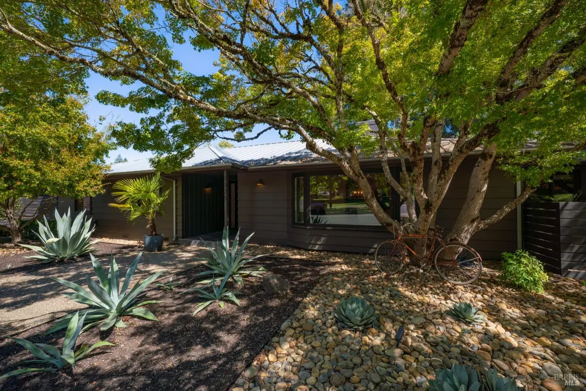 1325 Hillview Place, Saint Helena, CA 94574 - Image #1