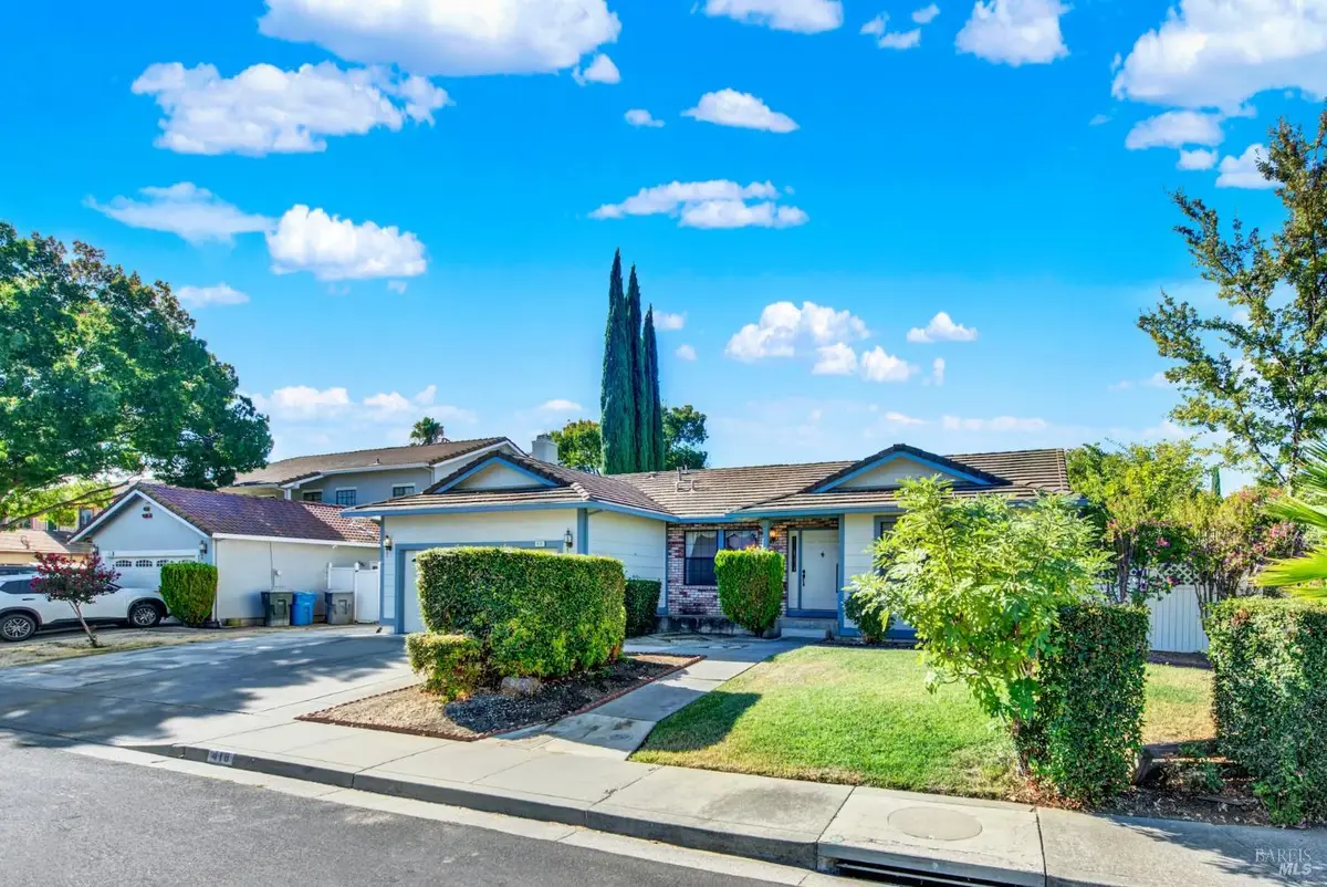 418 Gatehouse Drive, Vacaville, CA 95687 - Image #1