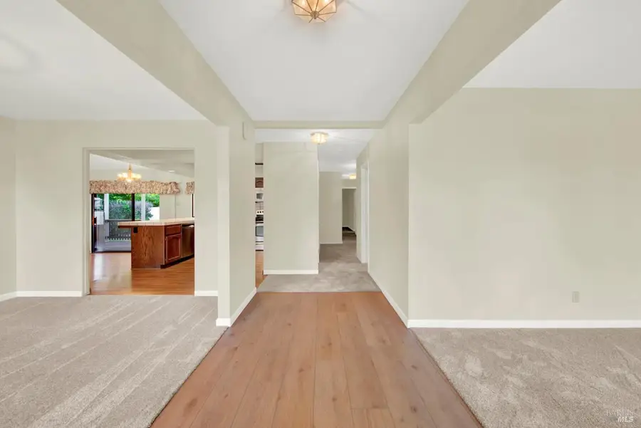 418 Gatehouse Drive, Vacaville, CA 95687 - Image #3