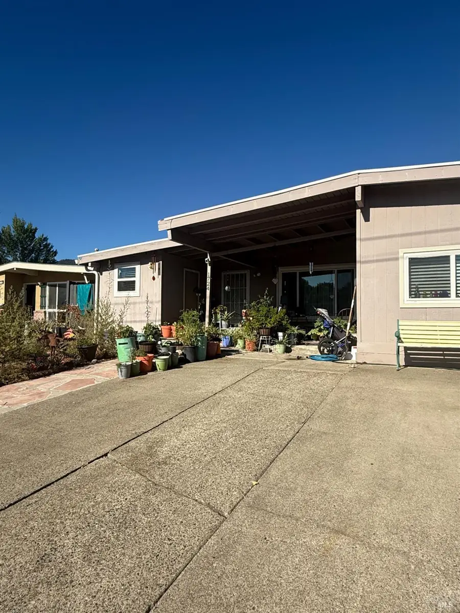 1724 Lockwood Drive, Ukiah, CA 95482 - Image #2