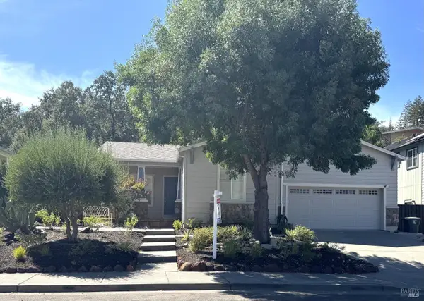 107 St Michael Court, Cloverdale, CA 95425