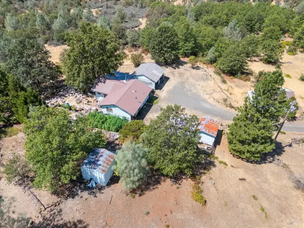 30391 Minnow Creek Lane, Round Mountain, CA 96084