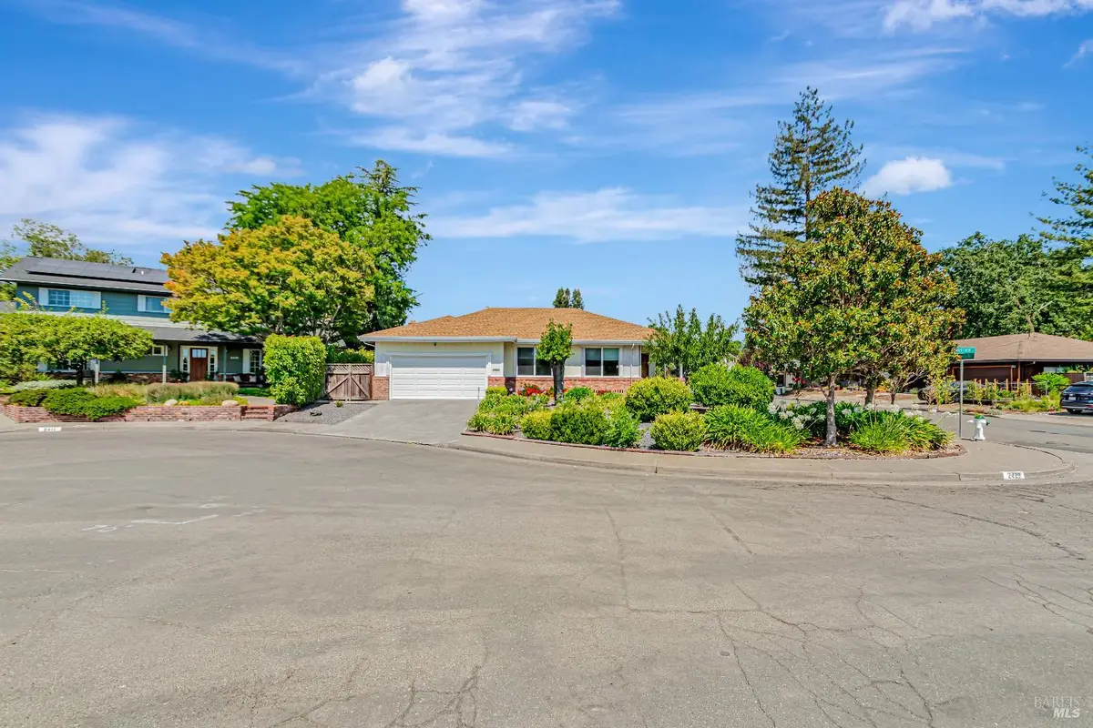 2429 Woodstock Court, Santa Rosa, CA 95409 - Image #1