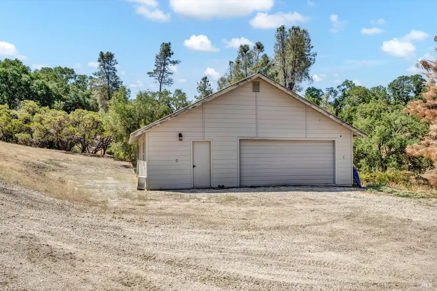 10225 Kelsey Creek Drive, Kelseyville, CA 95451 - Image #3