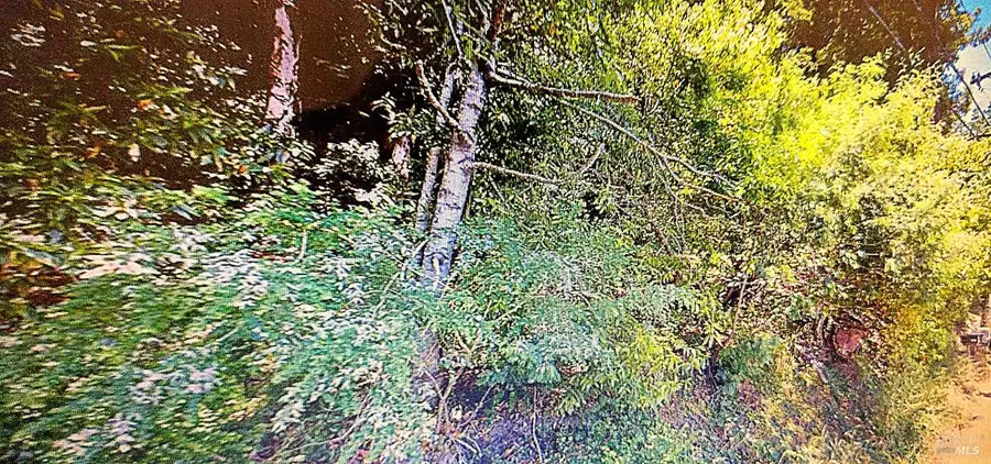 18355 Neeley Road, Guerneville, CA 95446 - Image #2