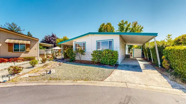 4 Estrella Drive, Santa Rosa, CA 95403