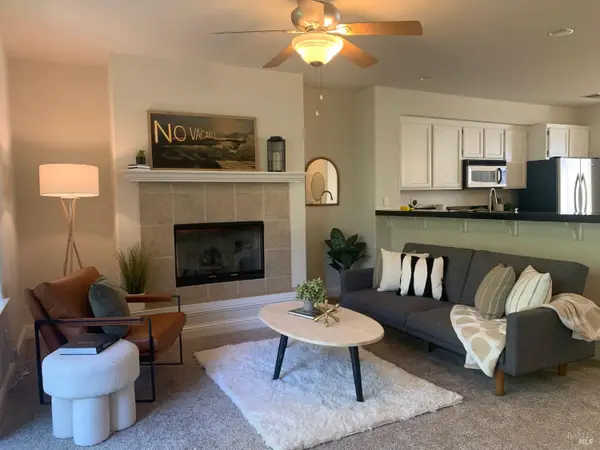 538 Emily Rose Circle, Windsor, CA 95492