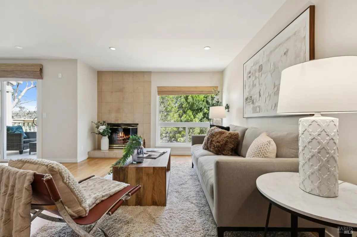 11 Thoreau Circle, Mill Valley, CA 94941 - Image #1