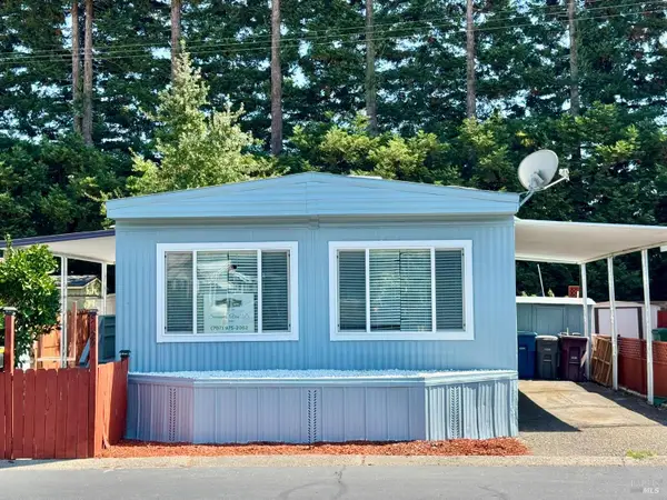 5229 Whispering Creek Drive, Santa Rosa, CA 95403