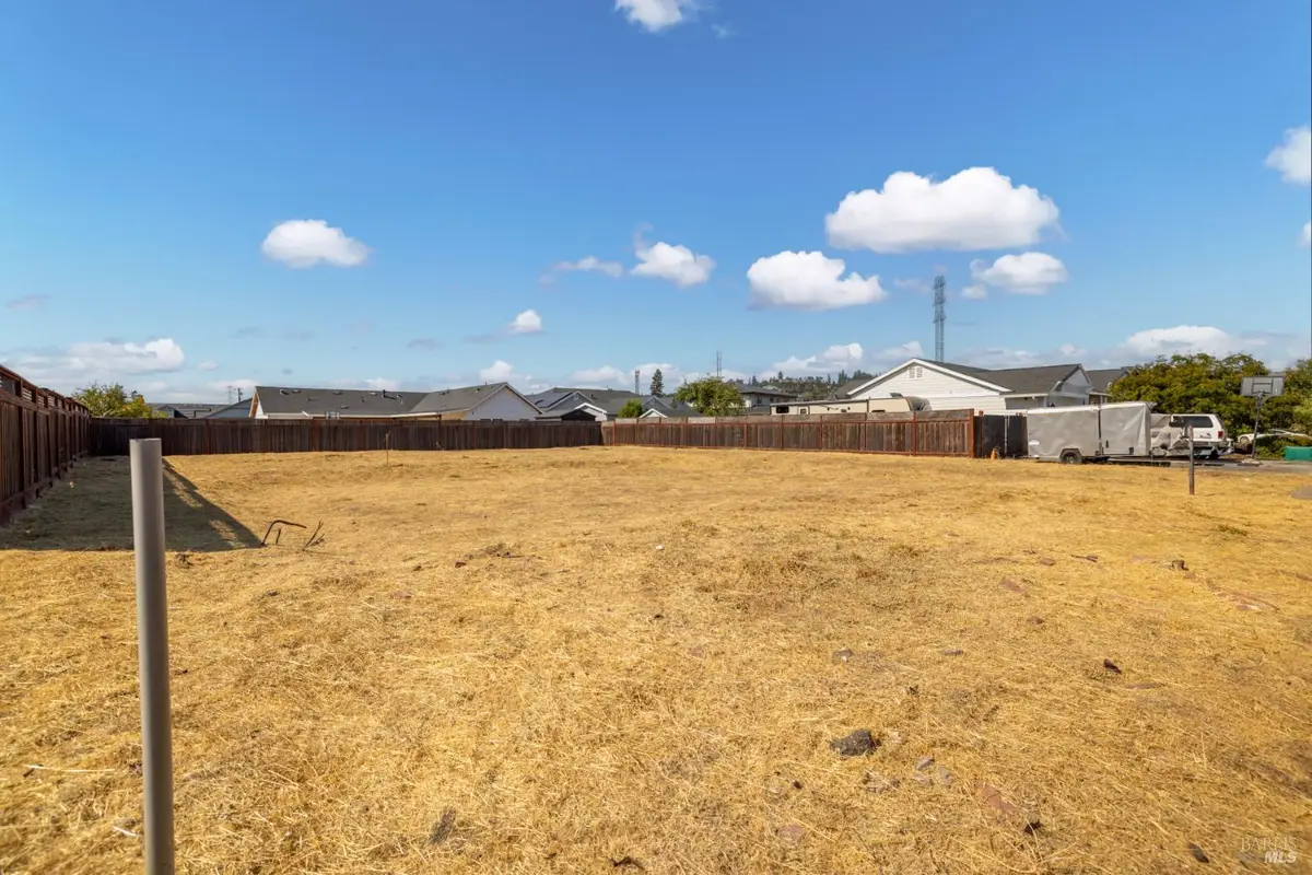 21 Chelsea Drive, Santa Rosa, CA 95403 - Image #1