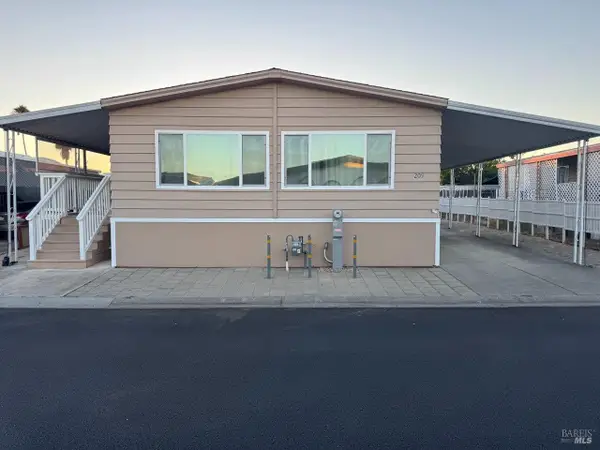 209 Champagne W Street, Calistoga, CA 94515