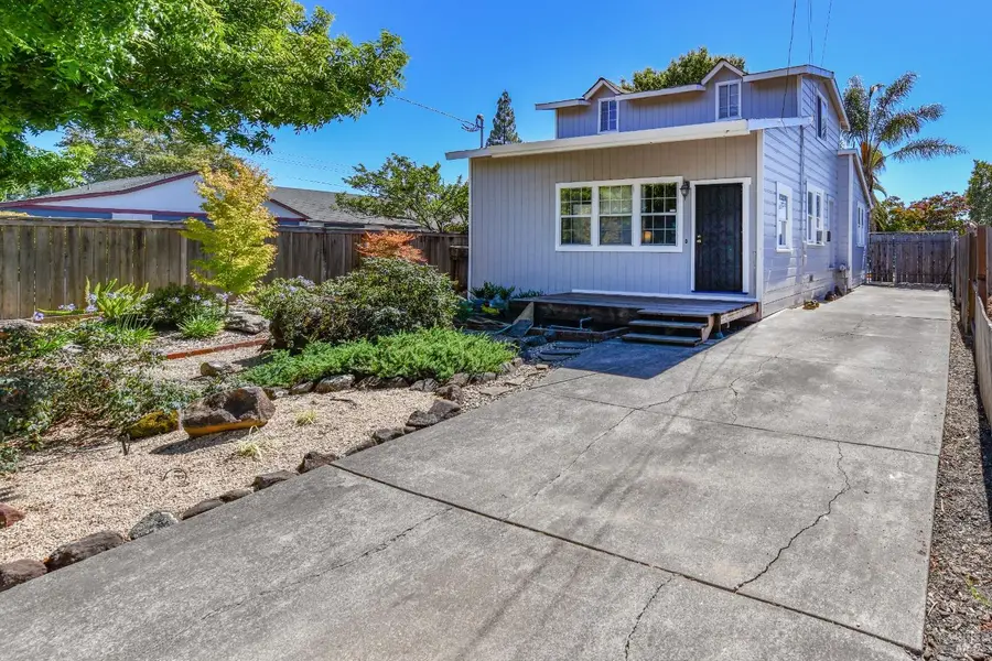 1215 Rutledge Avenue, Santa Rosa, CA 95404 - Image #2
