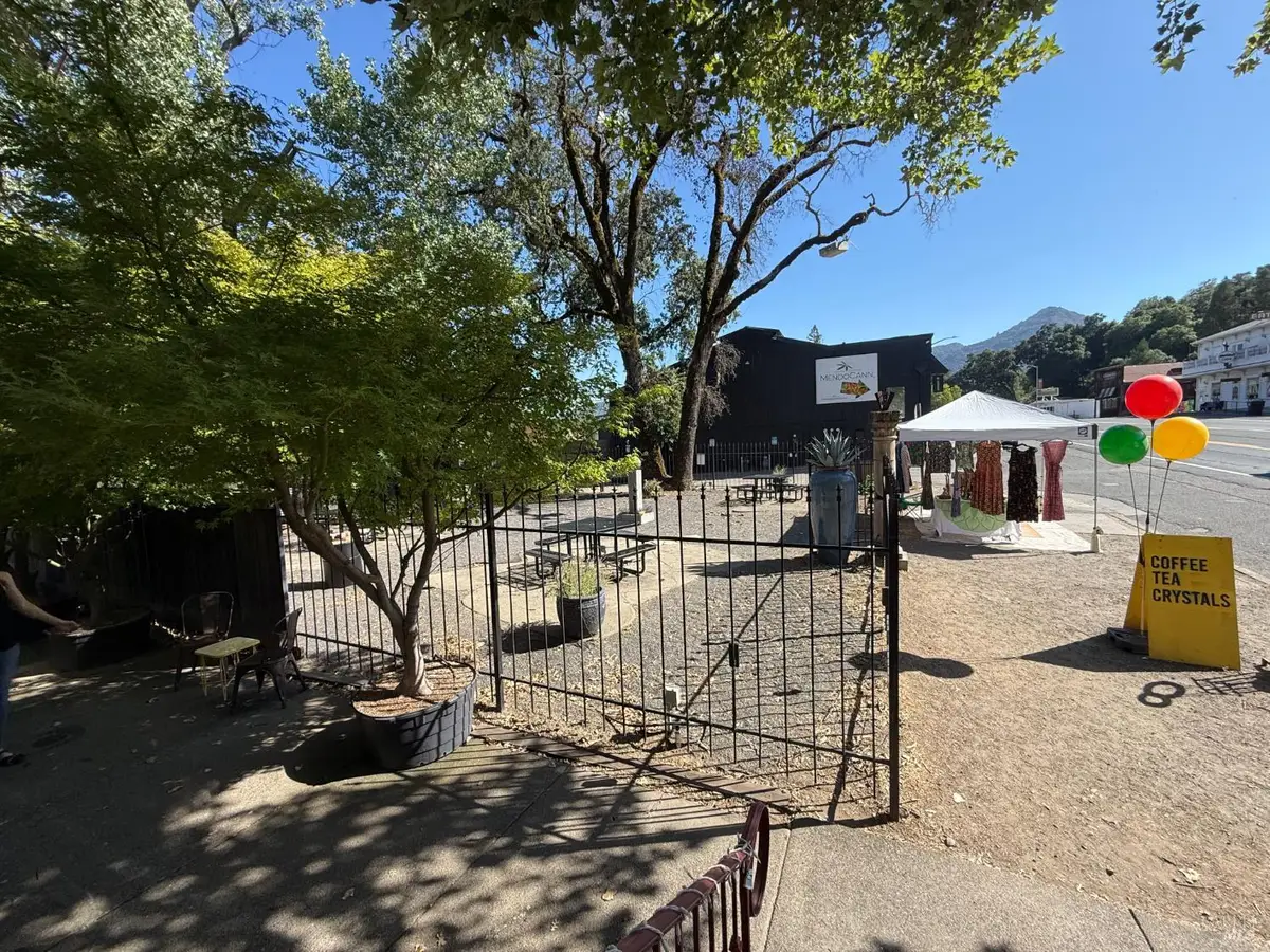 13281 S Highway 101 Highway, Hopland, CA 95449 - Image #1