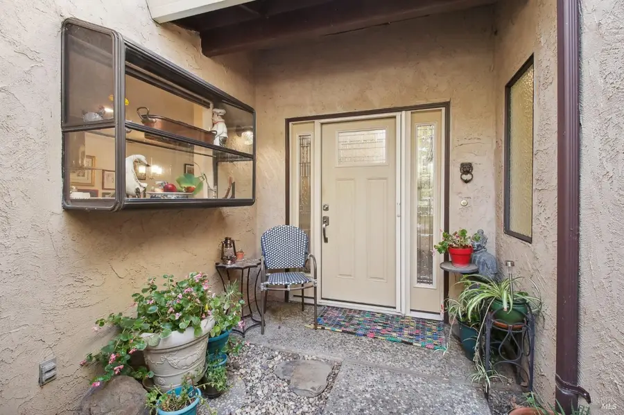 1240 Peppertree Circle, Saint Helena, CA 94574 - Image #3