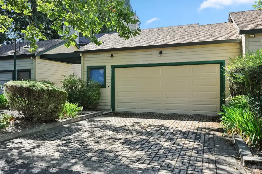 1240 North Street, Santa Rosa, CA 95404 - Image #2