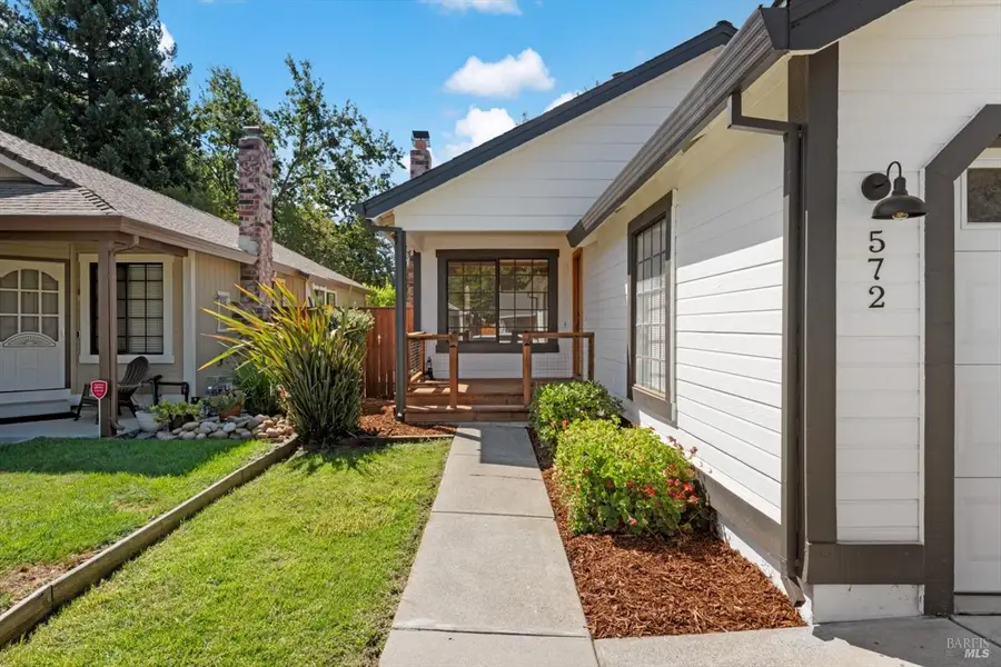 572 Eldridge Avenue, Vacaville, CA 95688 - Image #3