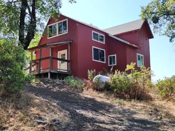 5635 Iron Peak Road, Laytonville, CA 95454