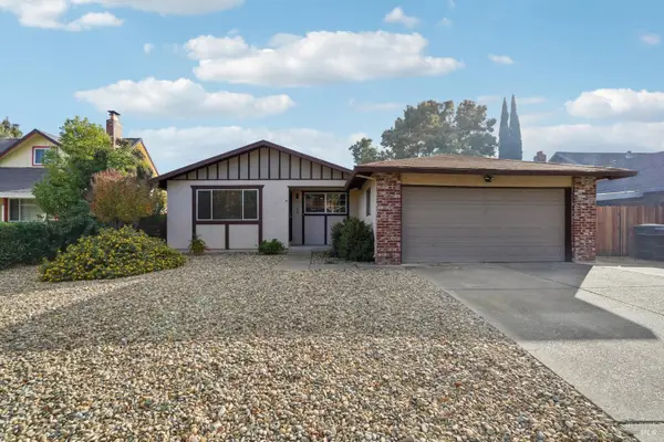 1136 Woodridge Drive, Vacaville, CA 95687