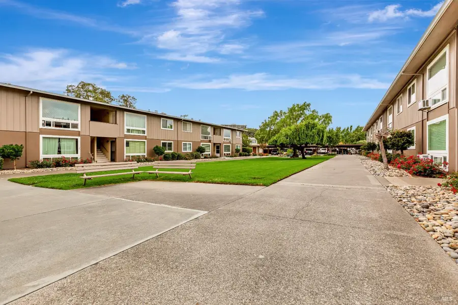 1020 Los Gamos Road #M, San Rafael, CA 94903 - Image #3