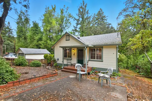 10224 Old River Road, Forestville, CA 95436