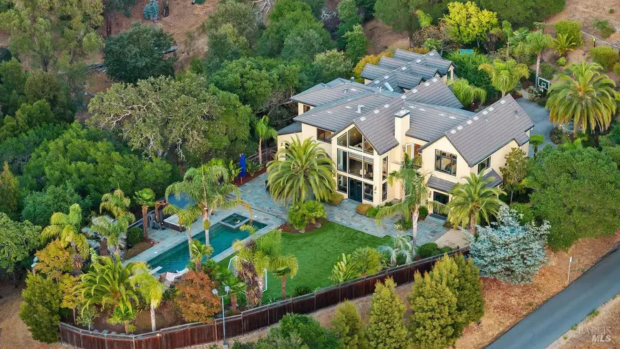 220 Deer Park Avenue, San Rafael, CA 94901 - Image #2