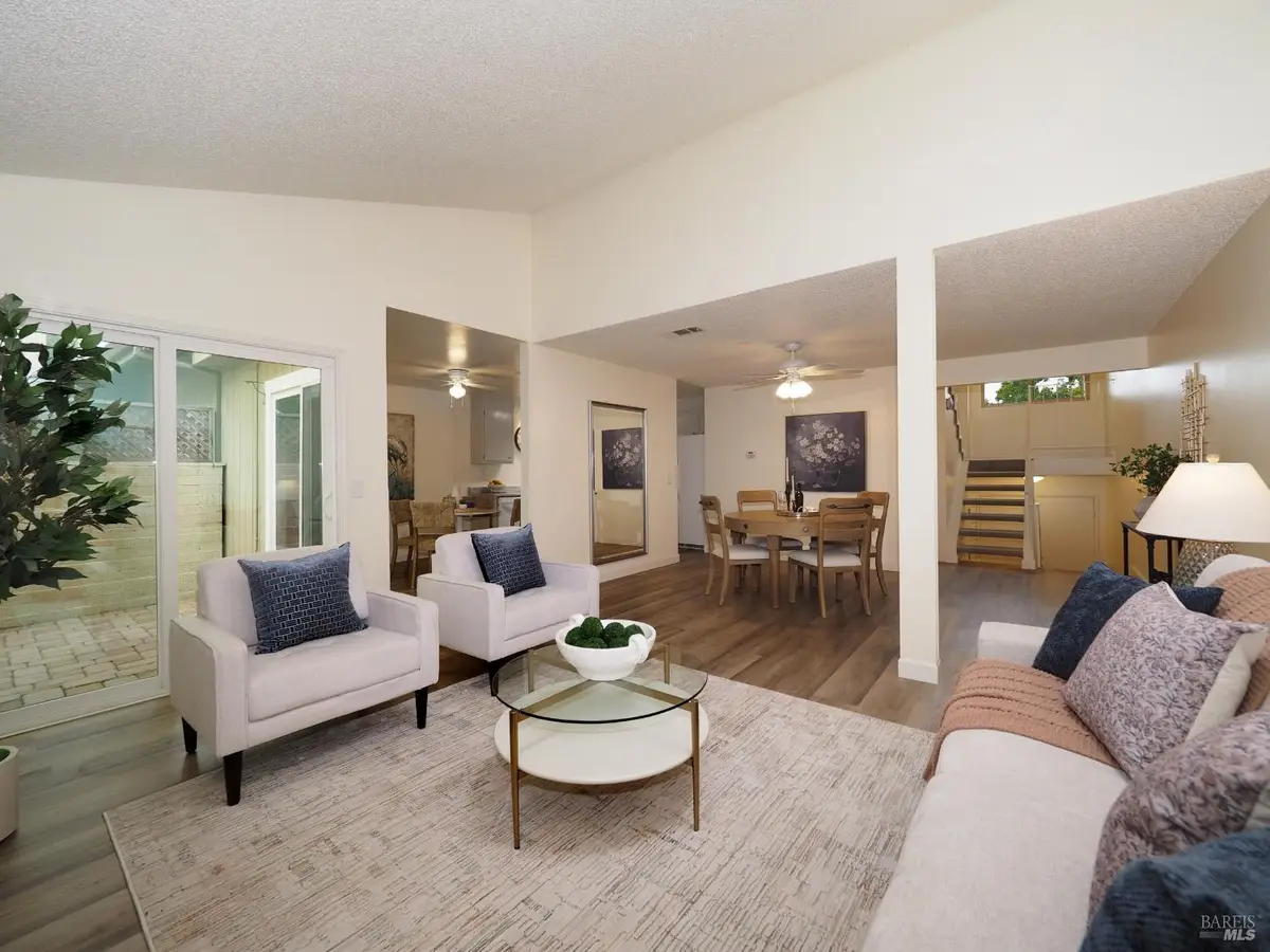 3113 Luna Court, Santa Rosa, CA 95405 - Image #1