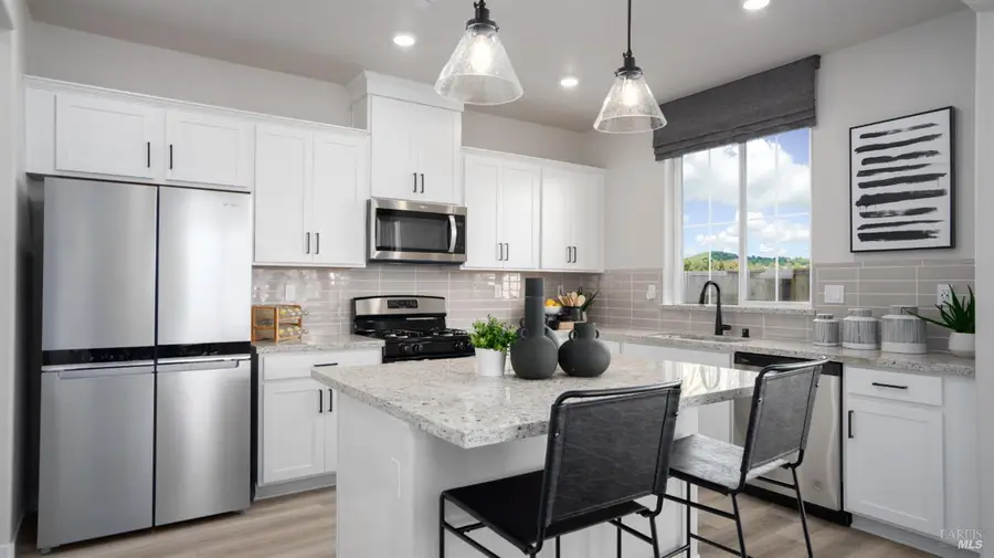 225 Octopus Street, Suisun City, CA 94585 - Image #2