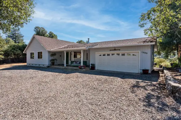 1500 Woodway Lane, Redwood Valley, CA 95470