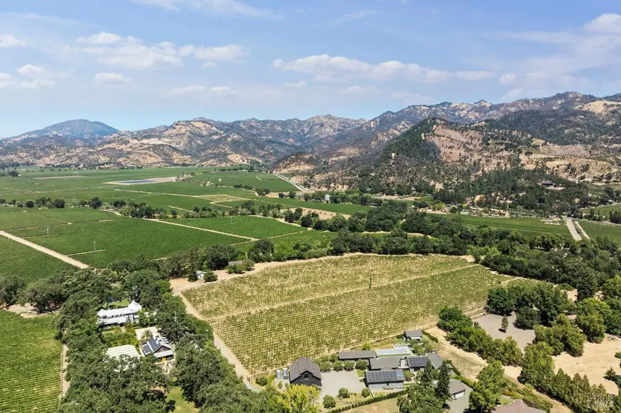 1090 Bale Lane, Calistoga, CA 94515 - Image #2
